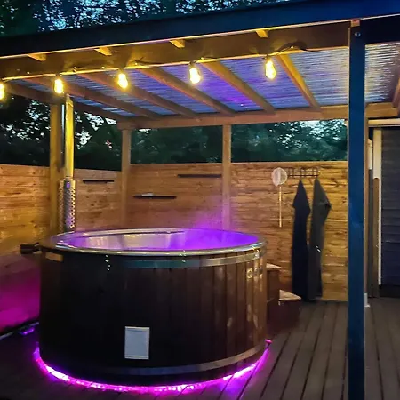 Hébergement de vacances 6 Person In *