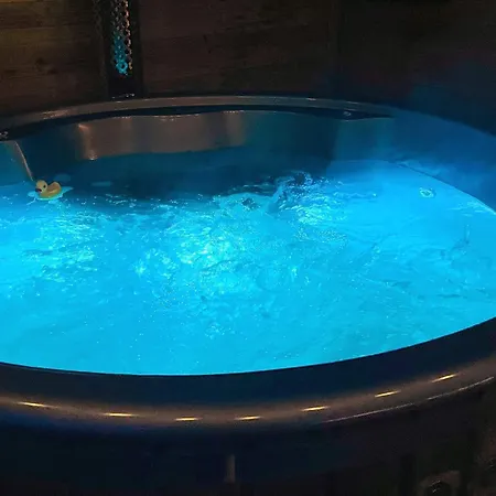 Hébergement de vacances 6 Person In *